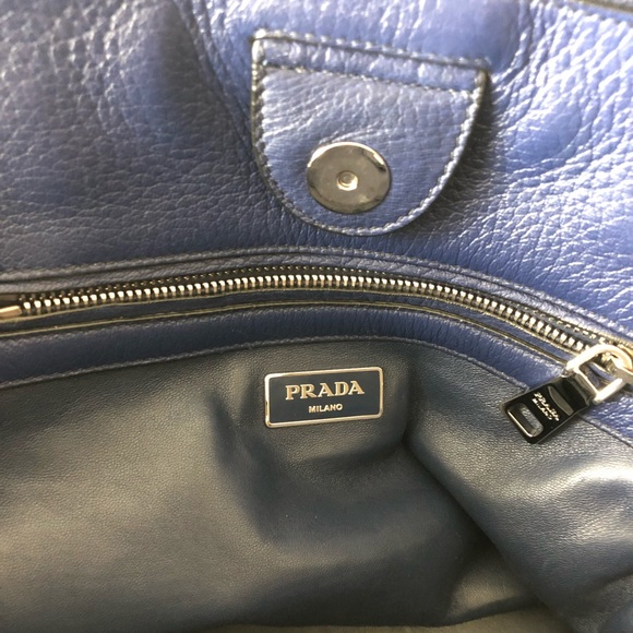 Prada Glacé Calf Twin Pocket Medium Double Zip Bag - Picture 7 of 11